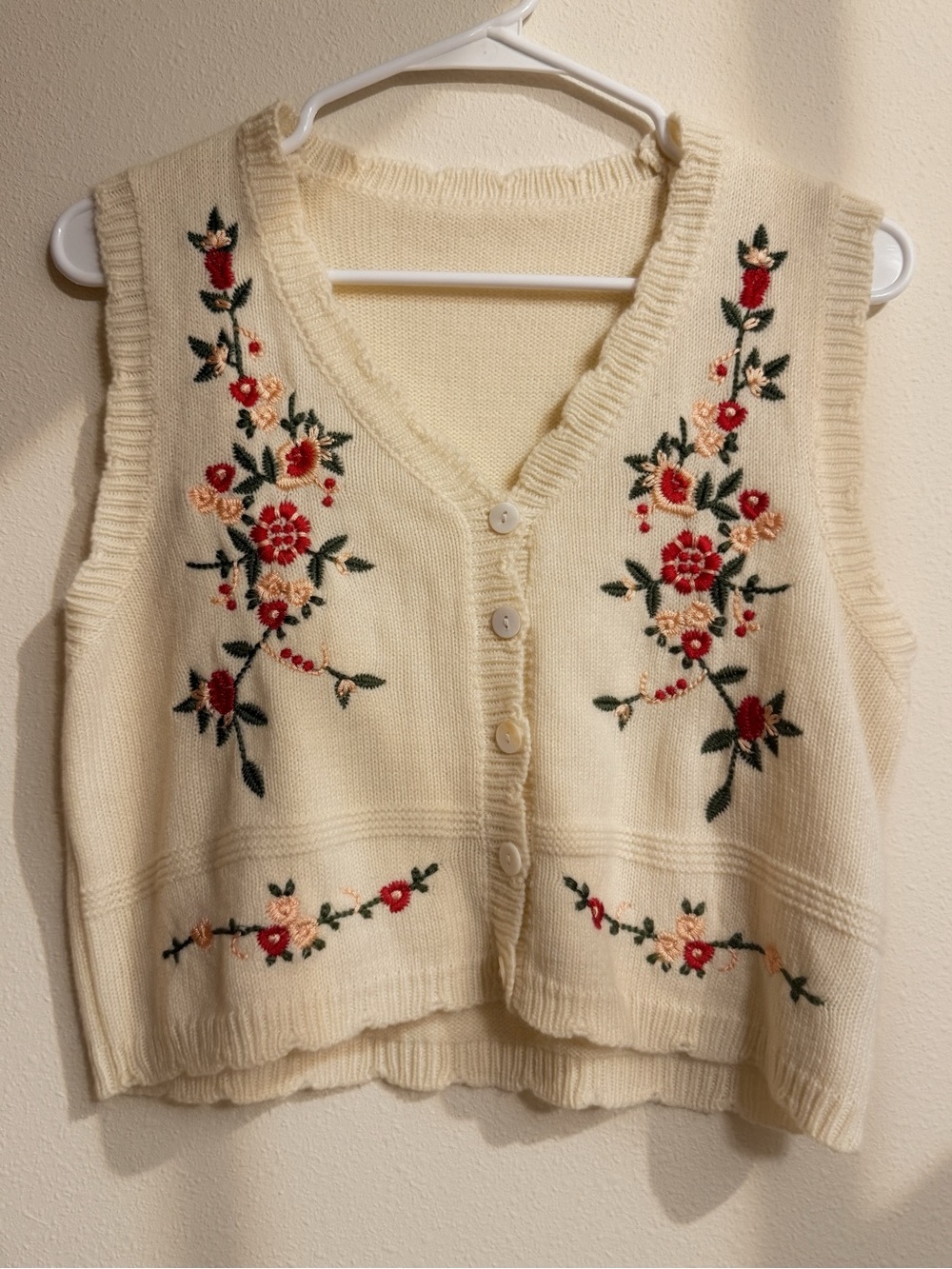 Vintage Floral Embroidered Knit Sweater Vest Cream Button Front Cottagecore